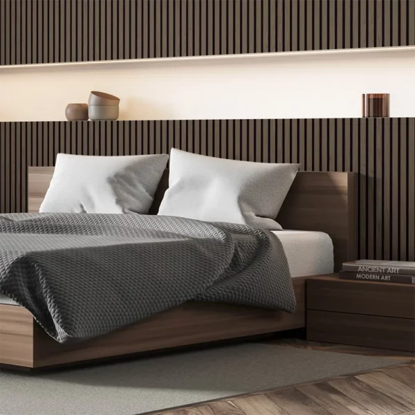 Aan de muur gemonteerde akoestische panelen in de slaapkamer, een rustige en aantrekkelijke ruimte voor optimale ontspanning