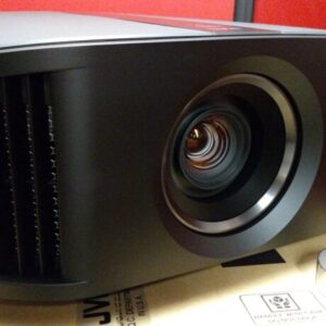 JVC VOOR NX7 Home Theater Projector Test