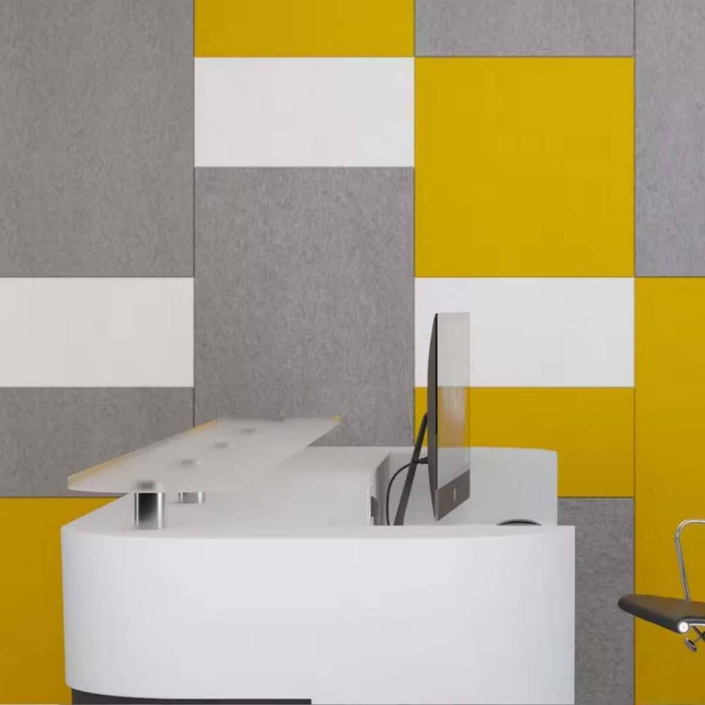 geluidsisolatie met viltpanelen voor geluidsreductie en akoestische geluidsisolatie in kantoor